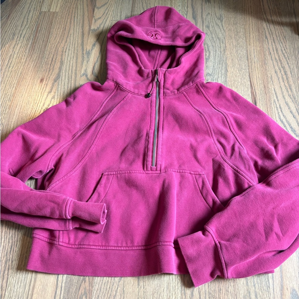 Lululemon Scuba